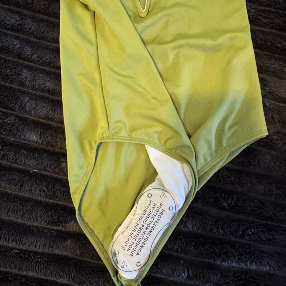 Green one piece bodysuit. Can be worn as a bodysuit. - Picture 3 of 3